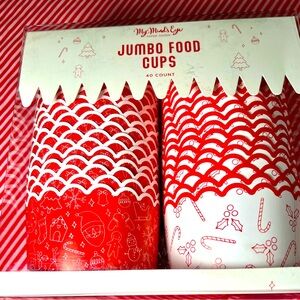 40 Jumbo Christmas Baking & Food Cups Red White Santa Snowman Stocking Reindeer